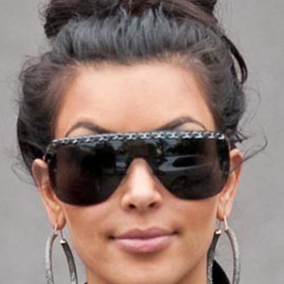 VINTAGE ICONIC CHANEL Shield Chain Sunglasses - Picture 3 of 12